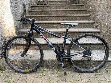 MTB Whistle Miwok S 26 - parzialmente carbonio