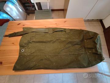 sacco borsa +  poncho 