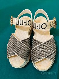 Sandali liujo