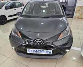 Toyota Aygo 1.0 VVT-i 69 CV 5 porte x-cool