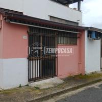 Locale ad uso negozio su strada PROVINCIALE