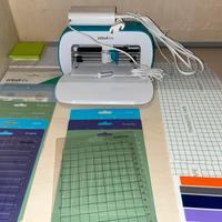 Cricut Joy + materiali