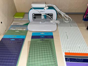 Cricut Joy + materiali