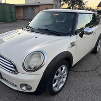 MINI Cooper 1.6 16V Cooper senza nessun lavoro d