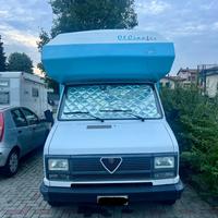 Camper AlfaRomeo monoscocca 2.5TD