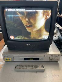 Videoregistratore SONY VHS + televisore