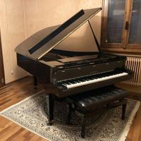 Pianoforte a coda Kawai