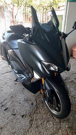 Yamaha T Max 530 - 2017