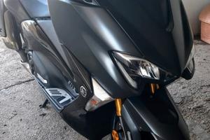 Yamaha T Max 530 - 2017
