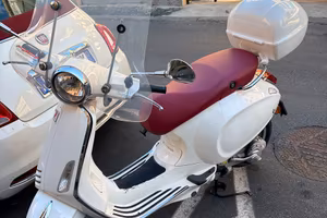 Vespa primavera 50 4T
