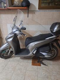 HONDA SH 350