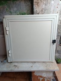 infisso per finestra in alluminio laccato bianco 