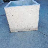 Prolunga  47x47. H. 43.  più coperchio in cemento