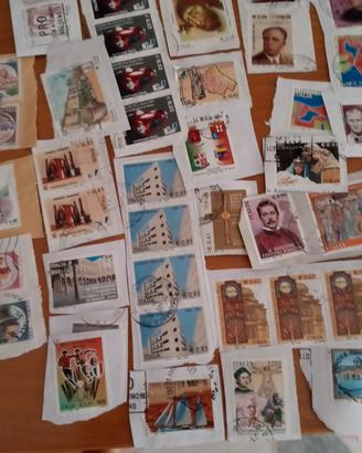 FRANCOBLI USATI E RACCOLTI NEGLI ANNI