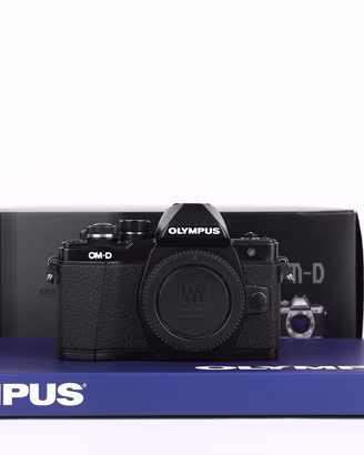 Olympus OM-D E-M10 Mark II USATO GARANTITO