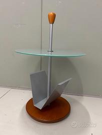 Tavolino portariviste design