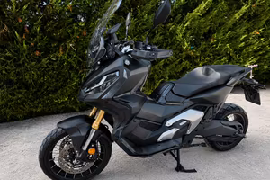 Honda X-ADV 750 – 2023 – 21.000 km – Garanzia 2029