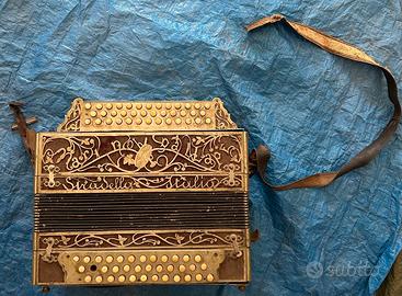 Antica fisarmonica Mariano Dallapé