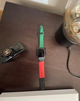 Apple Watch SE 44mm CEL