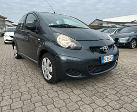 Toyota Aygo 1.0 12V VVT-i 5 porte Sol Red Edition