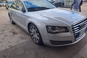 Audi A8 4.2 V8 TDI quattro tiptronic