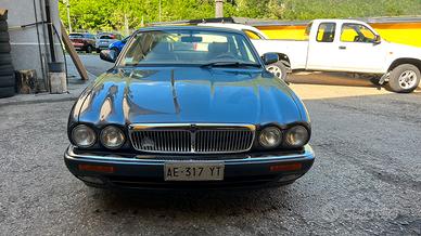 Jaguar xj6 3.2 manuale