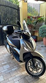 Piaggio beverly 400