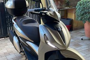 Piaggio beverly 400