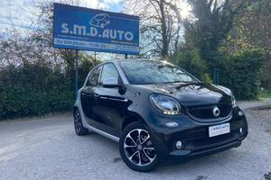 SMART ForFour 70 1.0 Passion