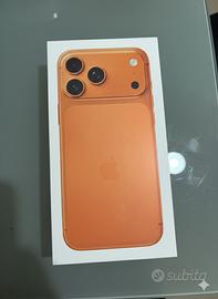 Iphone 17 pro arancione