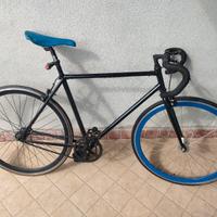 Bici scatto fisso + terza ruota