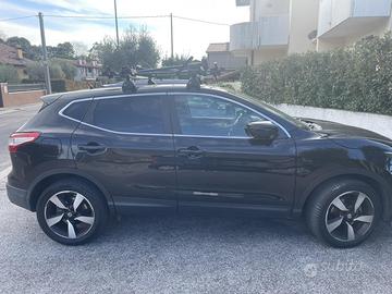 Macchina Nissan Qashqai