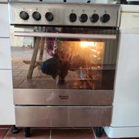 cucina Hotpoint Ariston libera istallazione 
