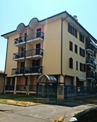 Zona centrale appartamento con cantina, box doppio