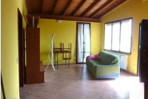 Immobile in asta di 95 m² con 3 locali e box auto 