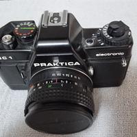 macchina fotografica elettronica