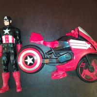 Moto Capitan America e personaggio abbinato