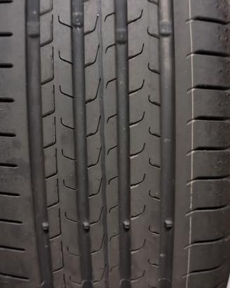Pneumatico Continental 215/50 R18