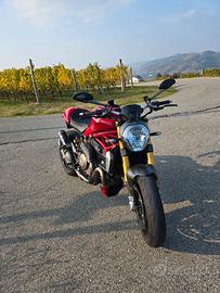 ducati monster 1200s 