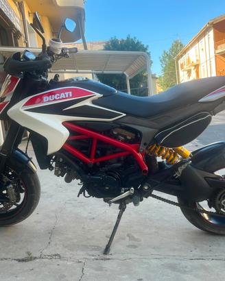 DUCATI HYPERMOTARD 821 SP 2013 PERMUTA FINANZIAMEN