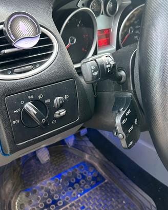  Ford Focus 1.6 110cv diesel