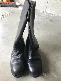 Stivaletti neri per equipaggi mezzi corazzati