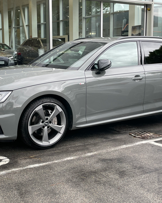 Audi A4 Avant Sport 40 TDI quattro SLine*Garanzia*