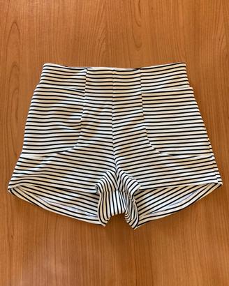 Shorts Bershka a vita alta, taglia M