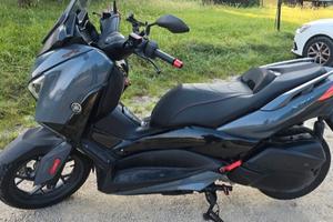 xmax300