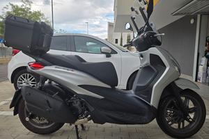 Piaggio Beverly 400S HPE 2024