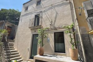Casa singola a Modica (RG) - Modica Bassa