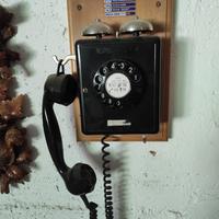 Telefono a muro Vintage