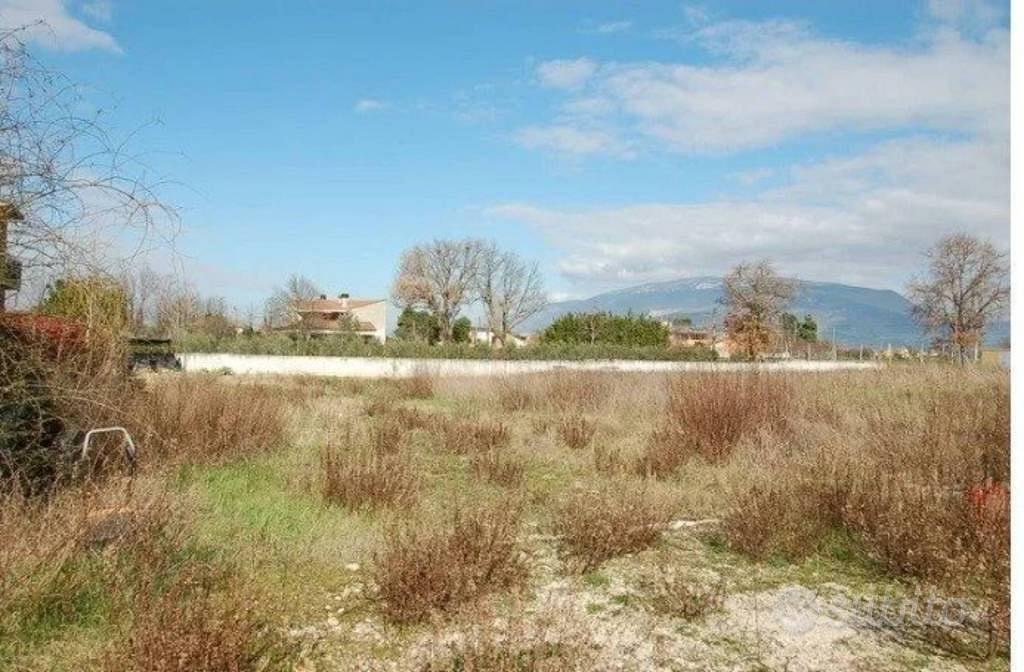 Immobile in asta di 16183 m² a Foligno - Vista 5