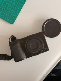 Scambi0 Ricoh Gr3x con GR3